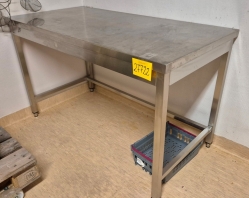 ROSTFRI BÄNK på auktion i Sysslebäck hos BNA